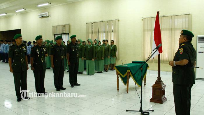 FOTO: Danrem 031/Wirabima Pimpin Sertijab Dandim 0303/Bengkalis - danrem-031wirabima-pimpin-sertijab-dandim-0303bengkalis_20160829_191406.jpg