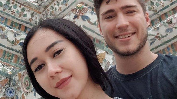 RESMI Bercerai dengan Eryck Amaral, Aura Kasih Sandang Status Single Parents