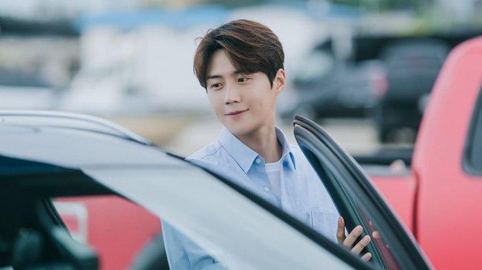 Link Nonton Drama Korea Hometown Cha Cha Cha Episode 12 Sub Indo, Ada Apa dengan Doo Shik?