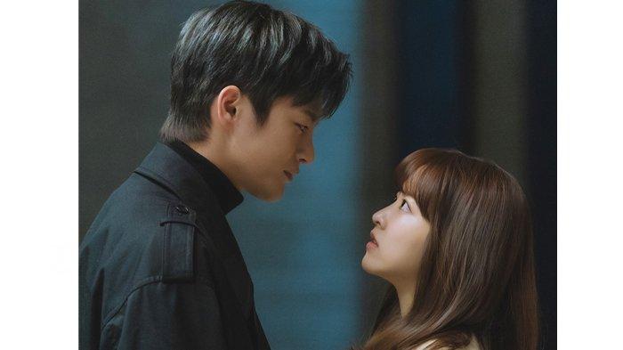 Bocoran Drama Korea Doom at Your Service Episode 2, Download Drakorindo Terbaru Park Bo Young
