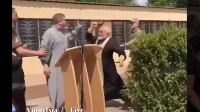 Pendeta Rusia dan Pendeta Ukraina Baku Hantam di Acara Pemakaman Tentara yang Gugur