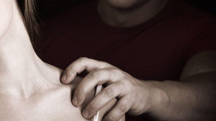 Sang Ibu Lari ke Polsek, Ketakukan Dikejar Anaknya yang Mau Memperkosa, SM Ditembak Saat Lari