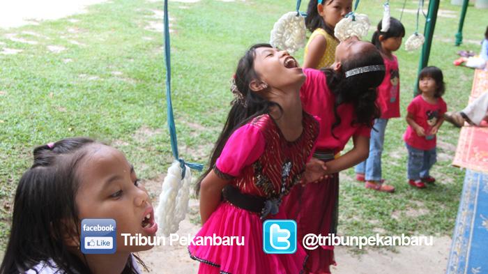 FOTO: Indahnya Kebersamaan dalam Family Gathering Tribun Pekanbaru