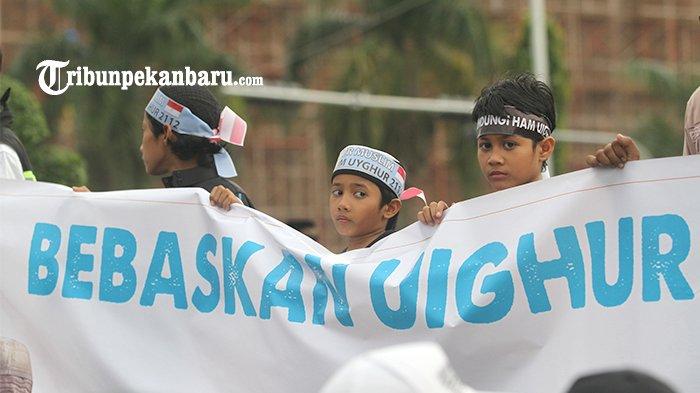 FOTO: Aksi Solidaritas untuk Muslim Uighur di Pekanbaru - foto_aksi_solidaritas_untuk_muslim_uighur_di_pekanbaru_1.jpg