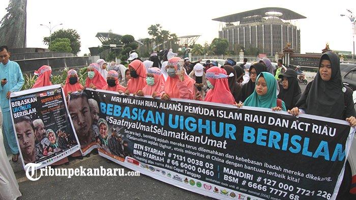FOTO: Aksi Solidaritas untuk Muslim Uighur di Pekanbaru - foto_aksi_solidaritas_untuk_muslim_uighur_di_pekanbaru_5.jpg