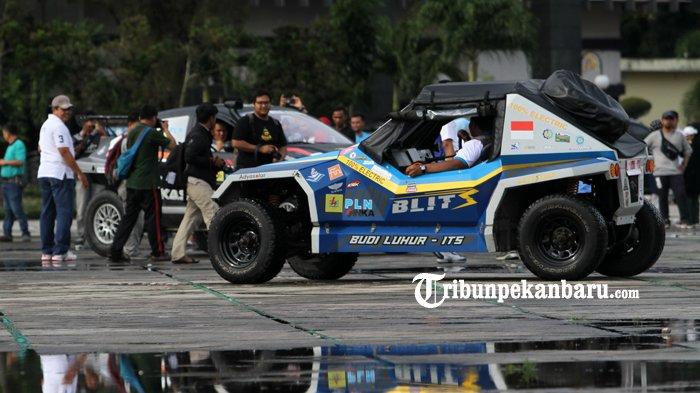 FOTO: Kerennya Mobil Listrik Blits Karya Anak Bangsa - foto_kerennya_mobil_listrik_blits_karya_anak_bangsa_3.jpg
