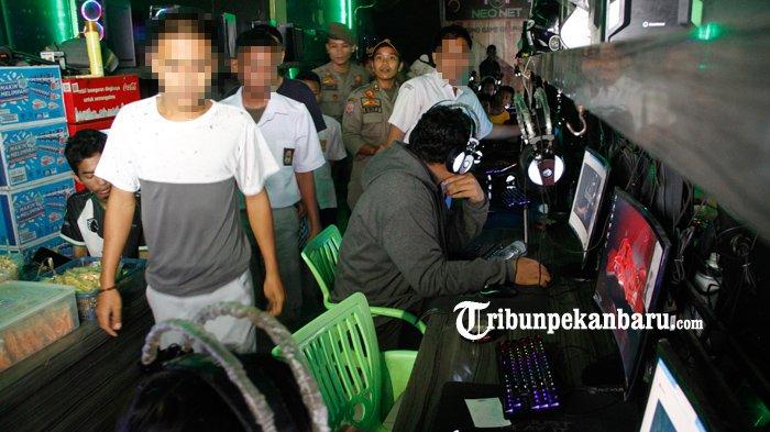33 Pelajar Bolos TERCIDUK Satpol PP Pekanbaru, Berkilah Masuk Siang, Miliki Rokok dan Pisau Cutter