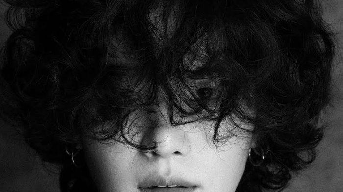 Penampilan Baru Suga BTS Buat ARMY Heboh