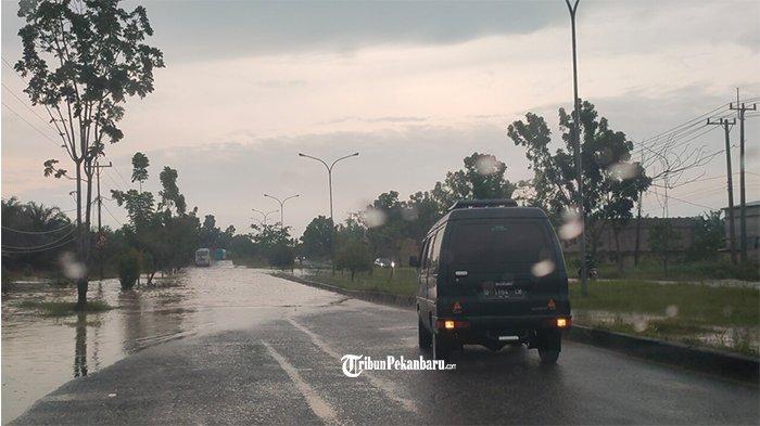 Curah Hujan Mulai Tinggi di Pelalawan, Pertengahan Oktober Diprediksi Merata di Seluruh Wilayah