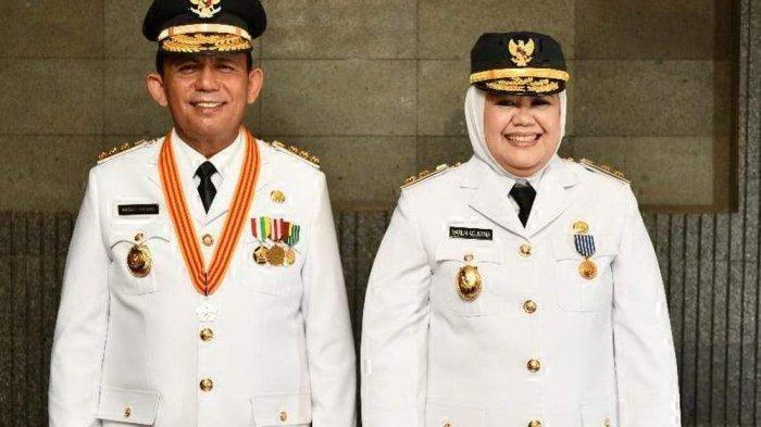 Unik, Ayah Baru Dilantik Jadi Gubernur, Kemudian Lantik Anaknya yang Jabat Wakil Bupati