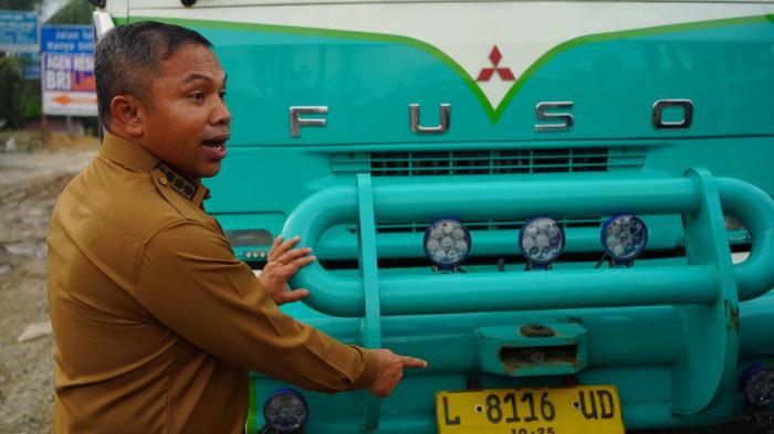 Gubernur Riau Ultimatum Perusahaan, Tak Mau Mutasi Plat Nomor Kendaraan Siap-siap Ditutup