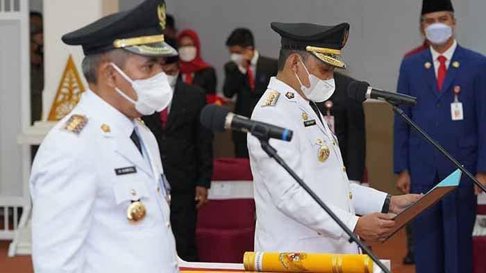 Sekwan dan Kadisdik Ada PLT,  Apakah Muflihun dan Kamsol Dinonjobkan? Ini Penjelasan BKD Riau