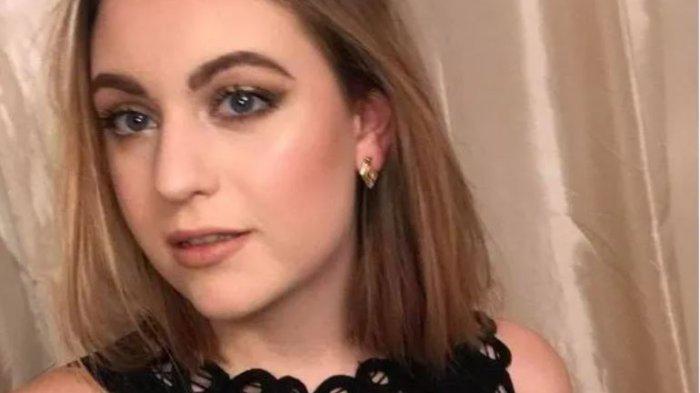 Mobil Bergoyang di Parkiran Buat Heboh, Ternyata Guru Cantik dan Siswa SMP Sedang Berhubungan Badan