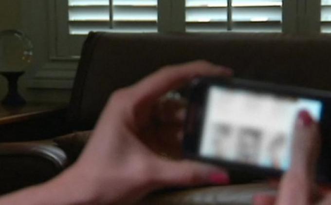 Pergoki Pacar Jalan Sama Cowok Lain, Pria Ini Sebar Foto Bugil Abis Begituan Kekasihnya di Facebook