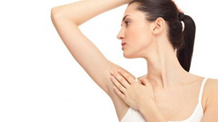 Hilangkan Warna Gelap di Lipatan Leher dan Ketiak dengan Resep Dapur