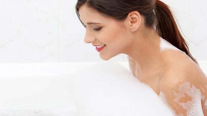 Aneh! Kemaluannya Diraba-raba Dukun Saat Mandi Kembang, Gadis Muda ini Harus Bayar Rp 50 Ribu