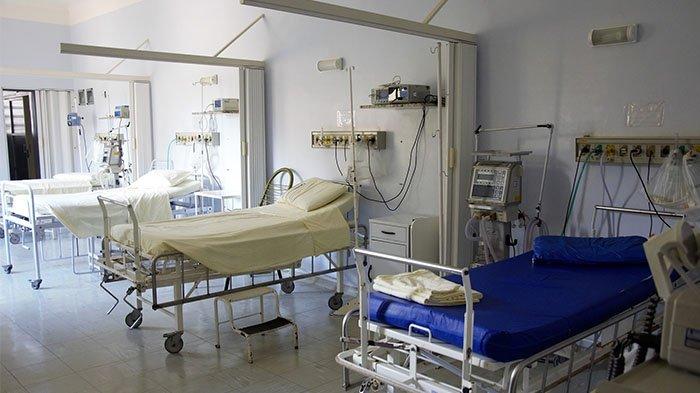 Sudah Biasa, Pasien yang Habis Melahirkan dalam Kondisi Berdarah Diantar Pakai Gerobak Sorong