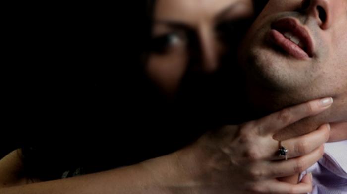 7 Tanda-tanda Cewek Hiperseks Dan 8 Gejala Paling Umum Pada Wanita