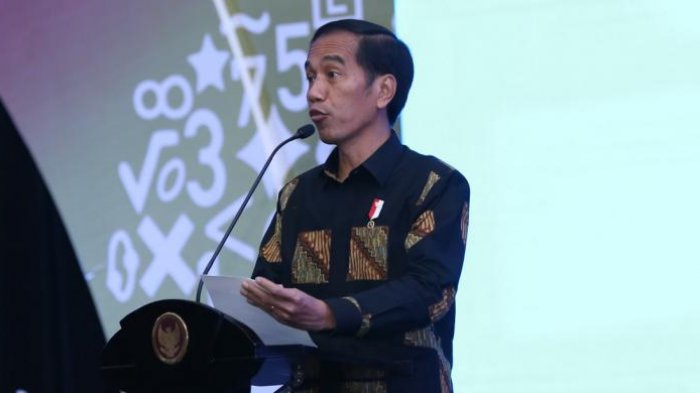 Saat Jokowi Memperkenalkan Diri sebagai CEO . .