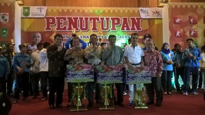 Pekanbaru Raih 8 Juara Umum dari 11 Cabor
