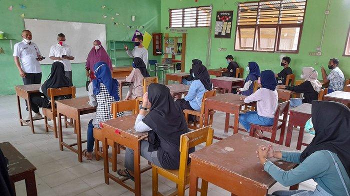 Tinjau Belajar Tatap Muka Terbatas di Kampar, Apa Penilaian Kadisdik Riau?