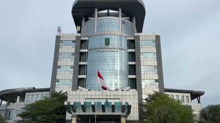 Saat Penggeledahan KPK, Kantor Dinas PUPR Riau Lengang