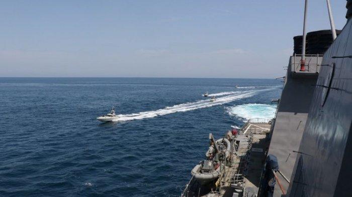 TENSI TINGGI Iran dan Amerika, Teheran Balas Mengancam, Bakal Hancurkan 'Setiap Kapal Teroris AS'