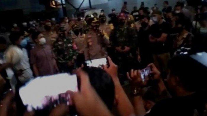 Ribuan Kader HMI Bertolak ke Sulsel Kapolda Jatim Antar ke Pelabuhan, Mereka Juga Diberi Bekal Makan