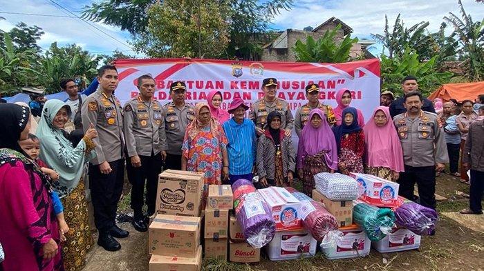 Datangi Cianjur, Kapolda Riau Salurkan Langsung Bantuan Kemanusiaan untuk Korban Gempa