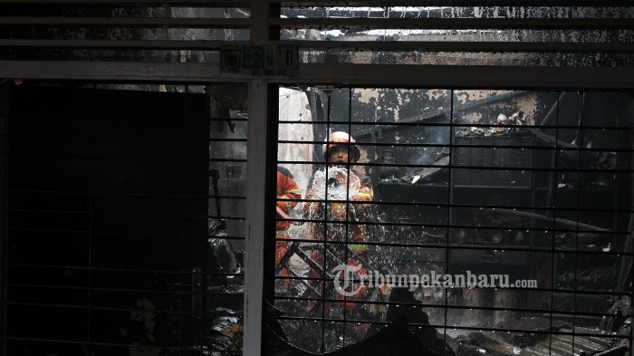 Suami Kawin Lagi Istri Bakar Rumah