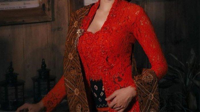 Link Kebaya Merah Full Yandex Dicari, Wanita Pemeran Kebaya Merah Model?
