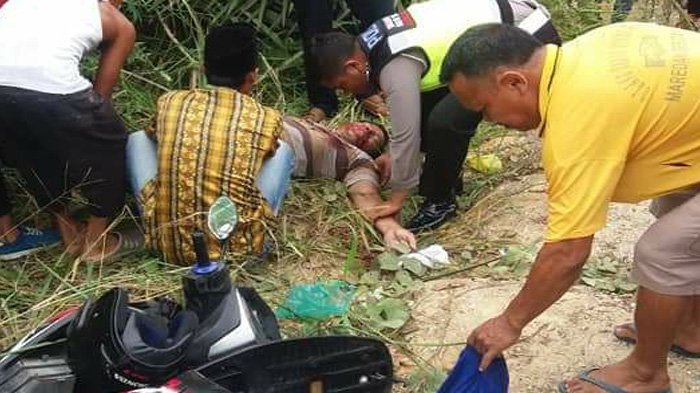 Sopir Mengantuk, Toyota Avanza Tabrak Pengendara Sepeda Motor