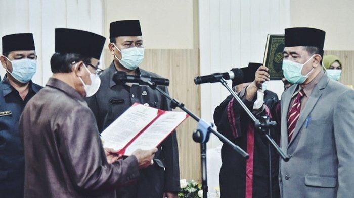 Ditinggal Purnatugas Aslimudin, Posisi Kepala Kesbangpol Inhil Diganti Azwizarmin, Ini Pesan Bupati