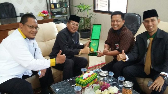 Terima Kunjungan Baznas, Ketua Lembaga Adat Melayu Riau Ajak Perusahaan Salurkan Zakat