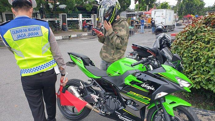 BERISIK, Polisi Razia Knalpot Bising Pakai Sistem Hunting, Ini yang Berhasil Dijaring