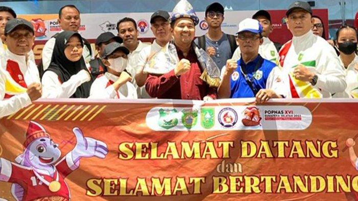 Kontingen Popnas Riau Tiba di Palembang, Bulutangkis Main Perdana