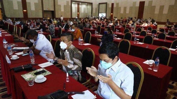 Saat Ekonomi Rakyat Babak Belur,DPRD Sumut Rapat di Hotel Mewah Habiskan Rp 2,5M:Mewakili Siapa Pak?