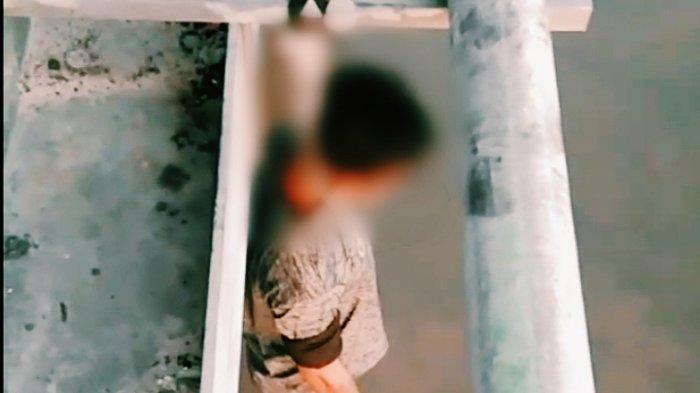 Mayat Laki-Laki Tergantung di Jembatan Sungai Gergaji Riau, Diduga Bunuh Diri