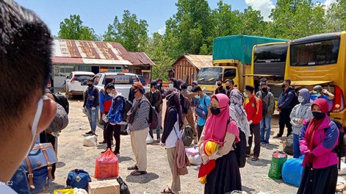 Jelang PSBB Lima Daerah,37 Mahasiswa Asal Kepulauan Meranti yang Berada di Pekanbaru Dijemput Pulang