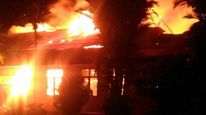 Kapolda Sumbar Ungkap Pembakar Mapolres Dharmasraya Terindikasi Jaringan Teroris