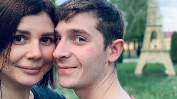 Selebgram Cantik Ini Dihamili Anak Tiri, Menangis Bahagia Karena Mengandung 4 Minggu