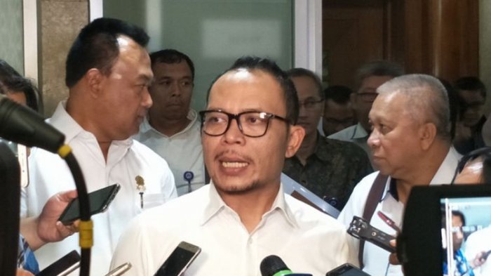 Heboh TKA China, Menaker: Faktanya TKI Kita yang Menyerbu Negara Lain