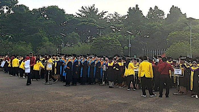 Brigadir J Wisuda Hari Ini, Mendiang Lulus dengan Predikat Sangat Memuaskan, Sang Ibu Tak Datang