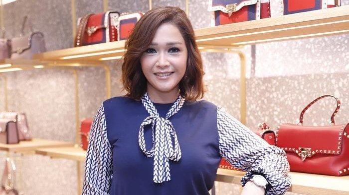 Bisnis Merosot Hingga 70 Persen karena Corona, Maia Estianty Pusing Pikirkan THR Karyawan