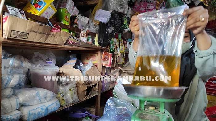 Subsidi Minyak Goreng Curah Dicabut, Begini Respon Pedagang Pasar Bangkinang Kampar