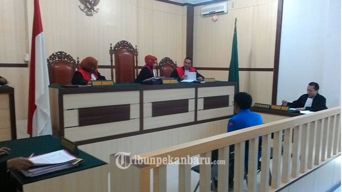 Dituntut 1,6 Tahun, Nelson Manalu Kaget dan Sebut Jaksa Terlalu Memaksakan