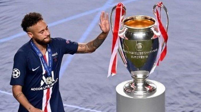 DOWNLOAD PES 2017, Professionals Patch V.2 Terbaru, Fitur : Transfer Pemain, Wajah, Jersey Terbaru