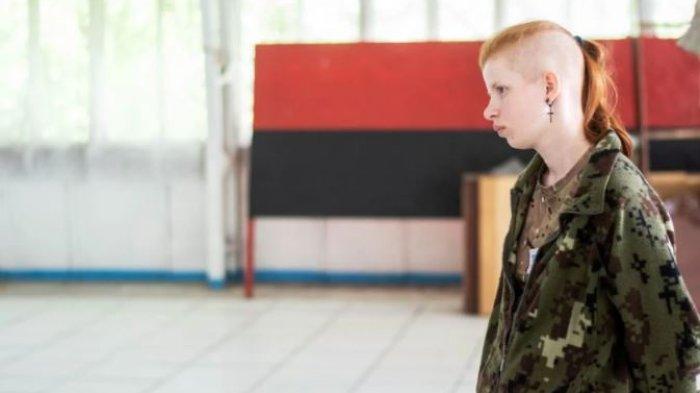 Takut Dibantai Rusia, Waria Ukraina Turun ke Medan Perang