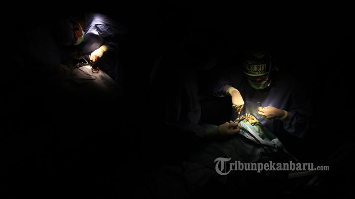 FOTO : Operasi Bibir Sumbing Gratis di RSUD Arifin Achmad - operasi-bibir-sumbing-di-rsud-arifin-ahmad_20160511_173917.jpg
