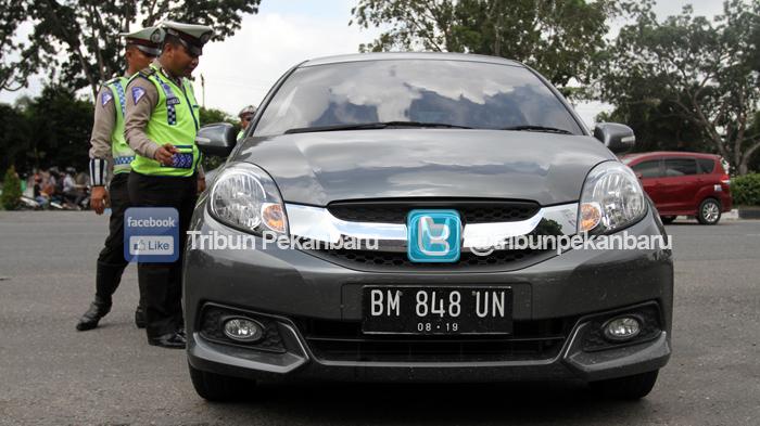 FOTO : Begini Contoh Nomor Polisi Kendaraan yang Ditindak Polantas - operasi-simpatik-pekanbaru_20160308_175810.jpg